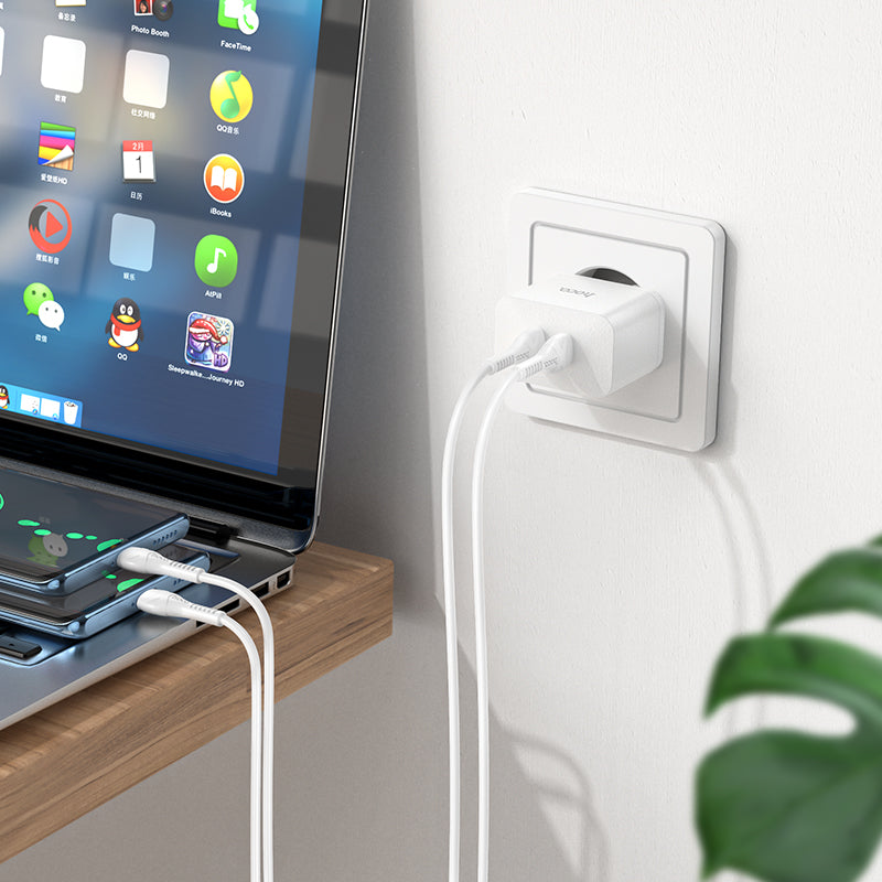 HOCO 35 Watt dual port Adapter charger